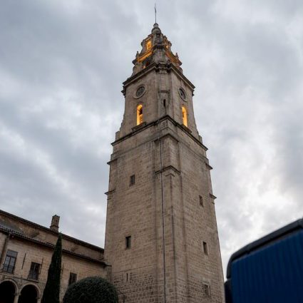Historic tower with discreet lightning protection