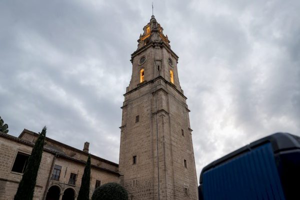 Historic tower with discreet lightning protection