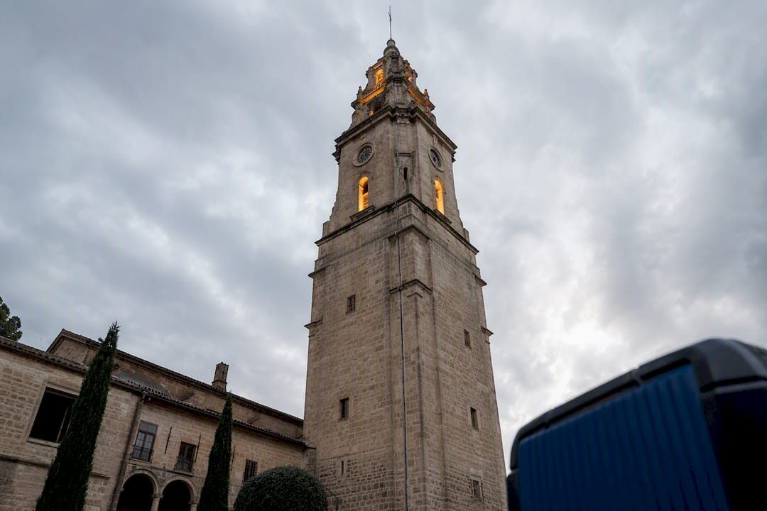 Historic tower with discreet lightning protection
