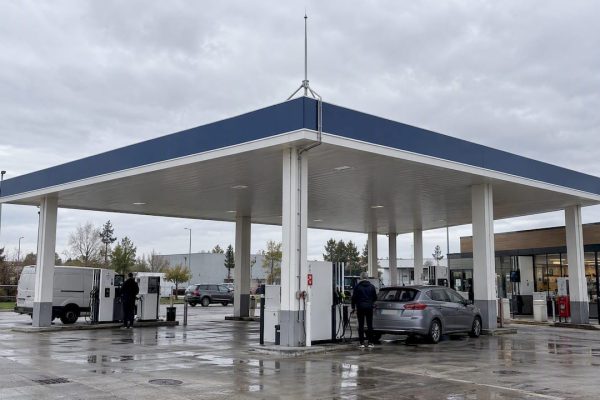 Station-service dotée d'une protection contre la foudre