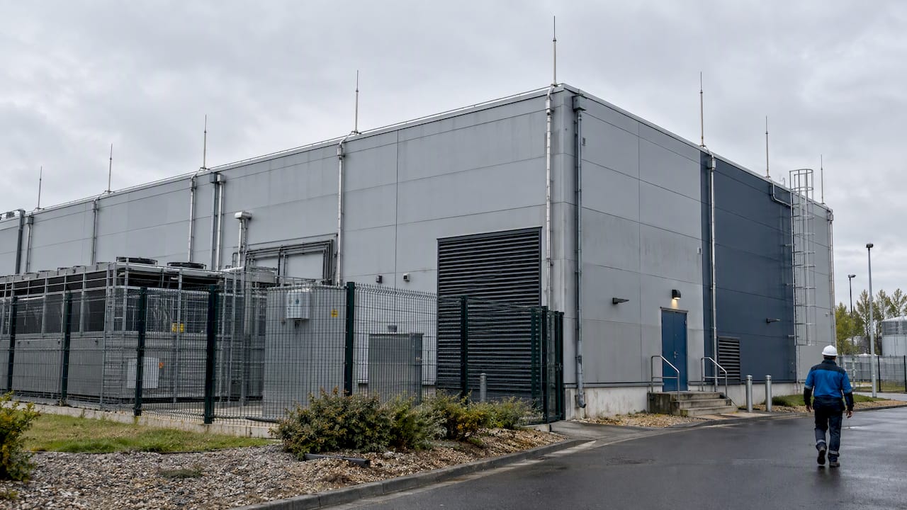 Data center with visible lightning protection