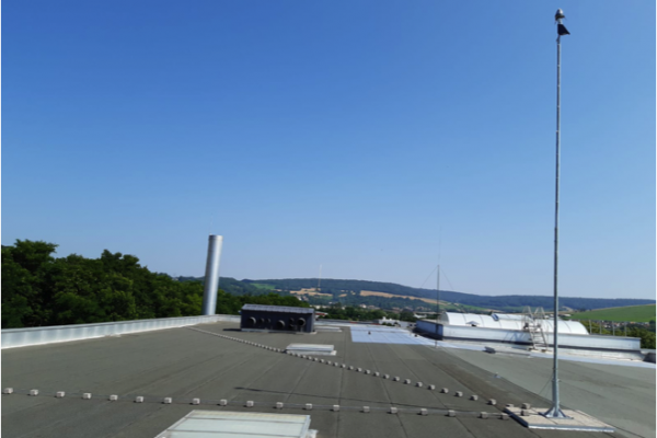 Novasep - protection contre la foudre d'un site de biochimie avec les paratonnerres Prevectron Connect d'Indelec